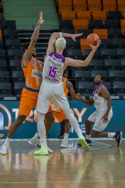 猛烈进攻 猛烈进攻